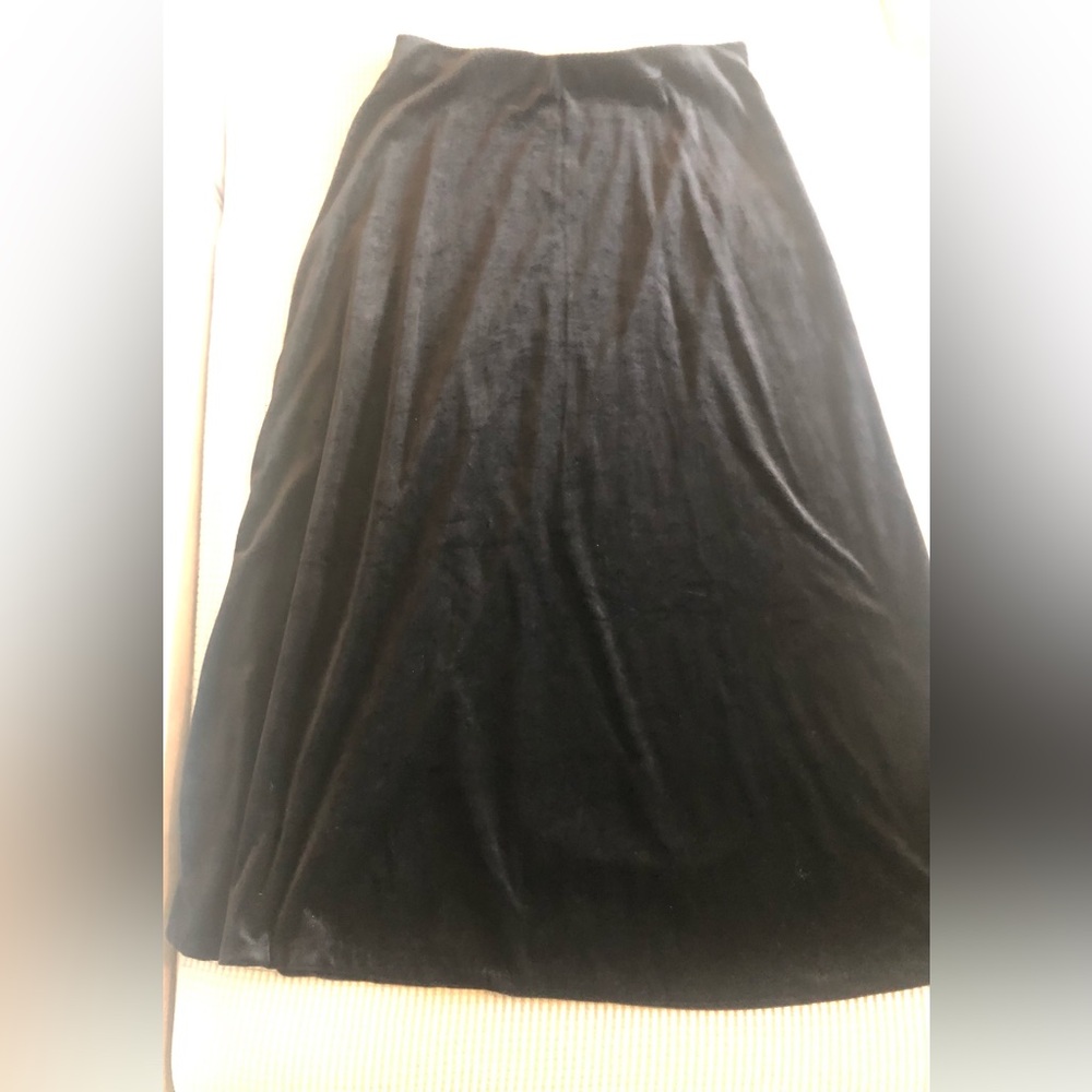 Ellen Ashley Long Black Velour size large